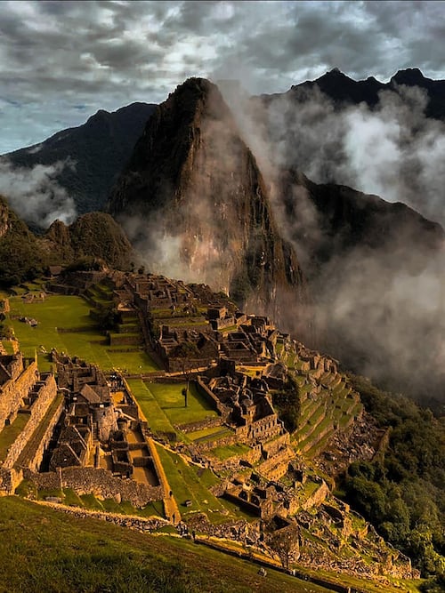 Short Inca Trail to Machu Picchu - Sam Corporations