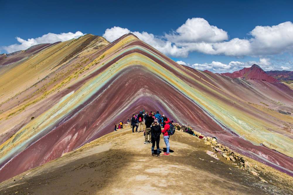Rainbow Mountain & Red Valley Trek - Tour a la Montaña Arcoiris - Sam Corporations