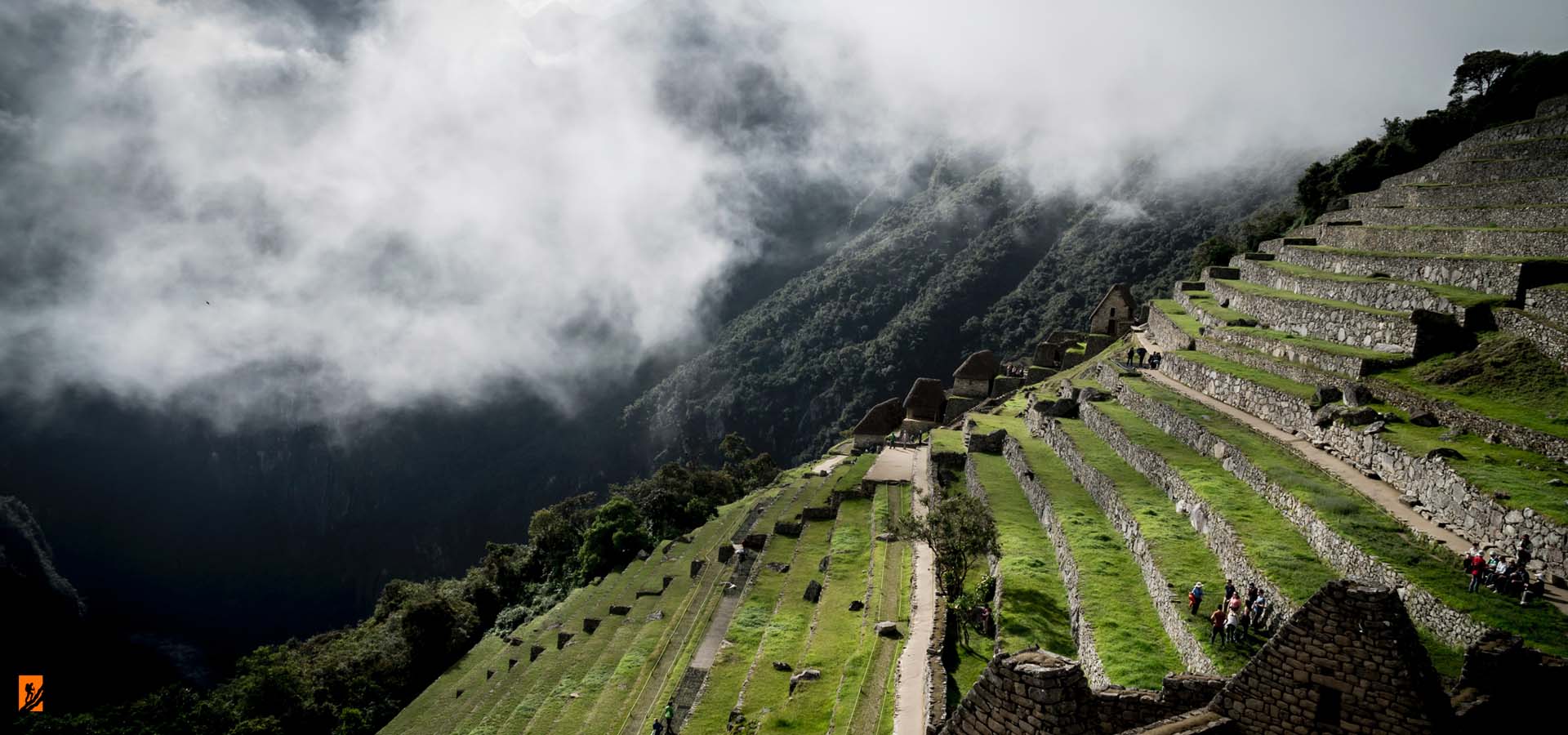 Inca trail in July - Sam Corporation
