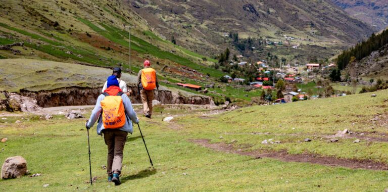 Lares Trek & Short Inca Trail to Machu Picchu 5 days - 2024